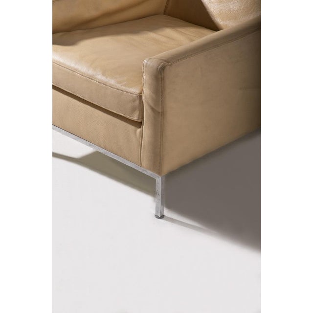 Mid-Century Modern Leather Armchair attributed to Florence Knoll Bassett, 1970s For Sale - Image 3 of 7