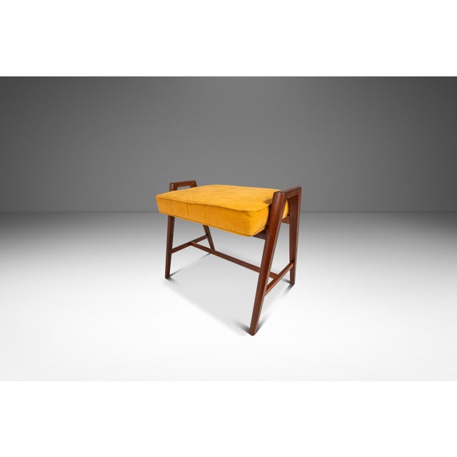 1960s Original Piano Bench in Walnut & Velour for the Baldwin Acrosonic Spinet Piano by Manual Arts, Usa, C. 1960s For Sale - Image 5 of 18