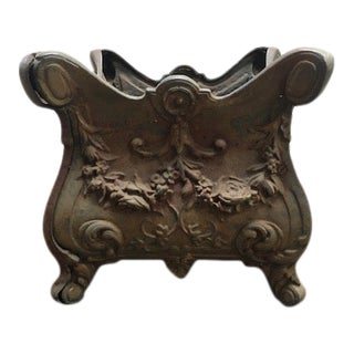 Late 19th Century French Cast Iron Planter For Sale