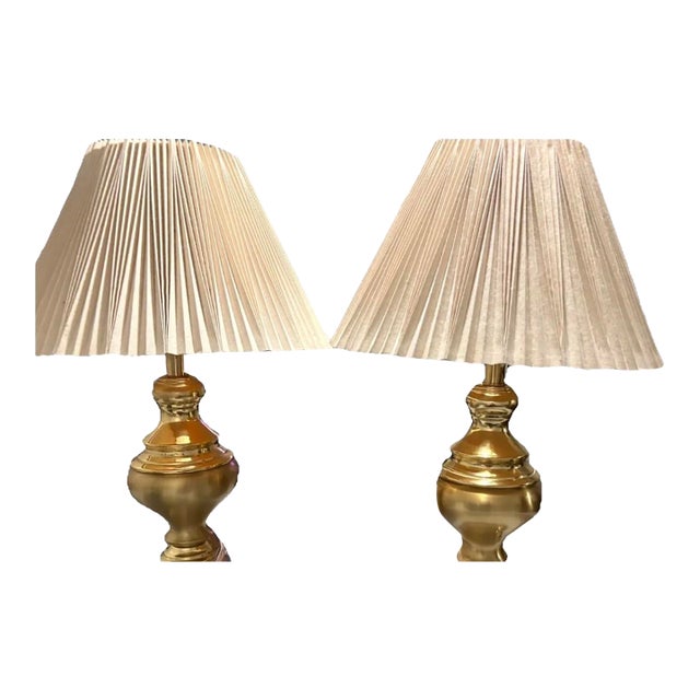 1950-60’s Stiffel Brass Urn Lamps Pair Hollywood Regency Style W/ Shades Working 35+lbs For Sale