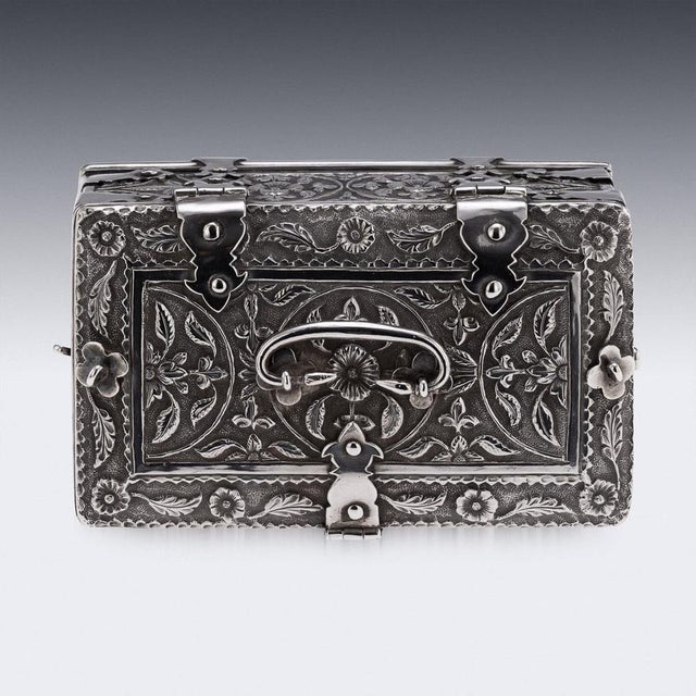 Antique Indian Madras Silver Casket, 1890 For Sale - Image 9 of 18