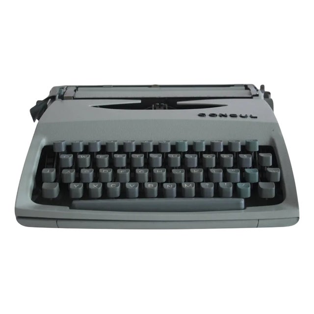 Vintage Consul Typewriter with Case, Czechoslovakia, 1960 For Sale