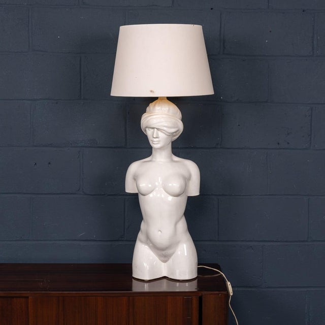 A striking and sculptural table lamp designed by giulio ciniglia for vivai del sud in the 1970s. Crafted in glazed...