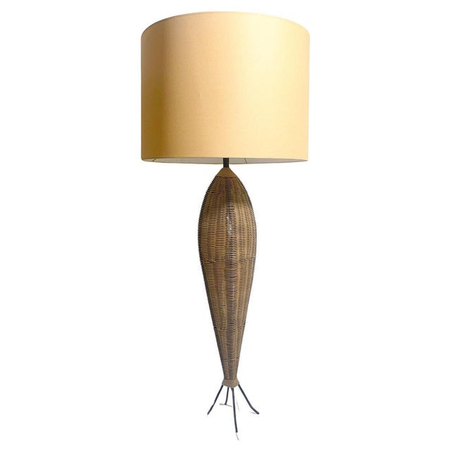 Mid-Century Modern Rattan Table Lamp For Sale - Image 5 of 5