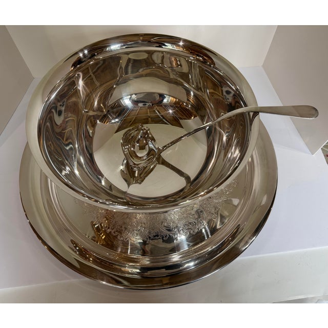 Vintage Gotham Silver Plate Punch Bowl Set With 12 Cups, Tray & Ladle – Mid-Century Entertaining Set For Sale In Chicago - Image 6 of 11