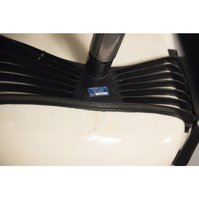 Swivel Wheeled White Office Chairs attributed to Osvaldo Borsani for Tecno, 1980s, Set of 3 For Sale - Image 11 of 16