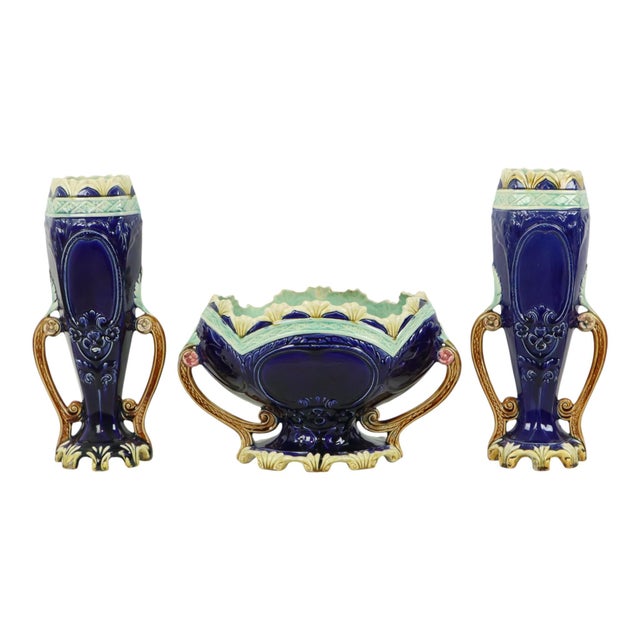 Art Nouveau Majolica Barbotine Vases and Planters, 1890s, Set of 3 For Sale - Image 4 of 18