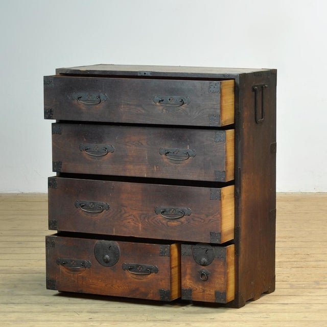 Japanese Tansu Chest of Drawers, 1870s For Sale - Image 4 of 16
