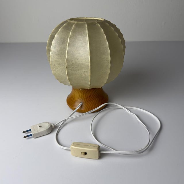 Mid-Century Cocoon Table Lamp, Italy, 1960s For Sale - Image 15 of 17