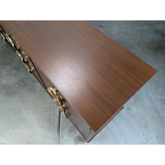 Mid Century Modern Walnut Buffet / Sideboard by Cal Mode, American, c.1960s For Sale - Image 10 of 16