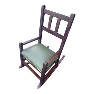 Antique Stickley Attributed Small Quarter Sawn Oak Rocking Chair With New Leather Seat Upholstery - Circa 1905 For Sale