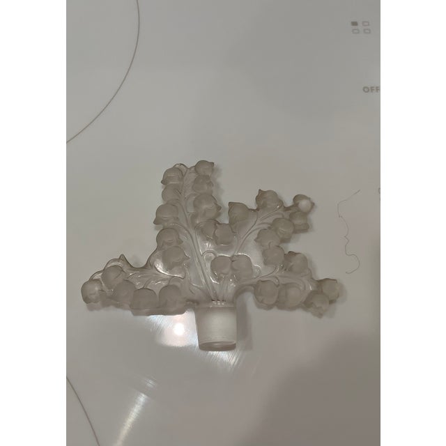 Art Deco Vintage Lalique Claire Fontaine Perfume Bottle For Sale - Image 3 of 6