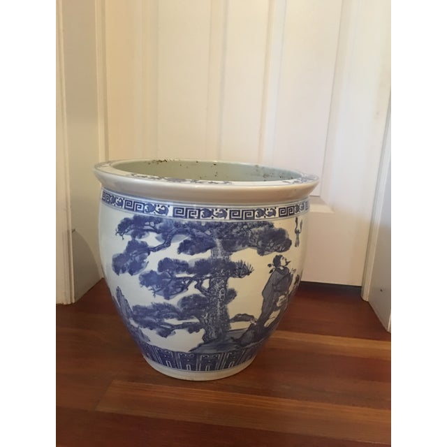 Large Vintage Asian Blue & White Urn For Sale - Image 4 of 5