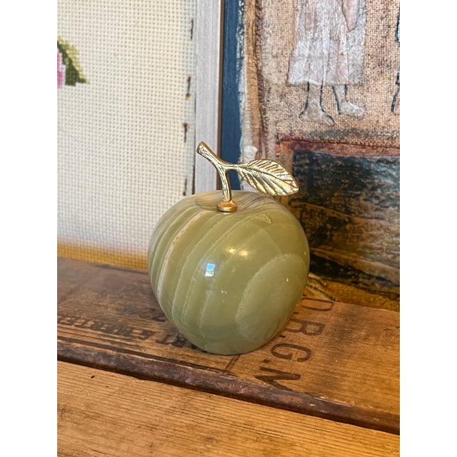 Vintage Mid Century Modern Apple Sculpture. Vintage condition as pictured Dimensions. 3” W ; 3” D ; 3.50” H