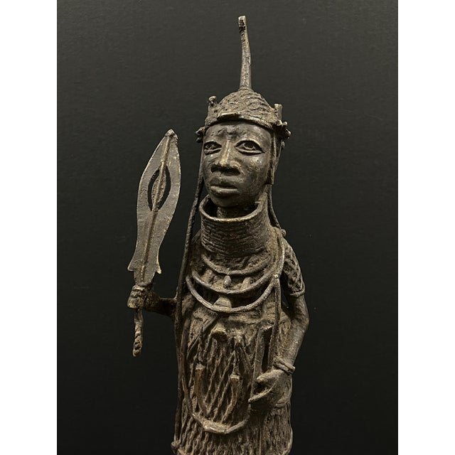 African Tribal Art Benin Bronze Warrior Statue For Sale In New York - Image 6 of 9