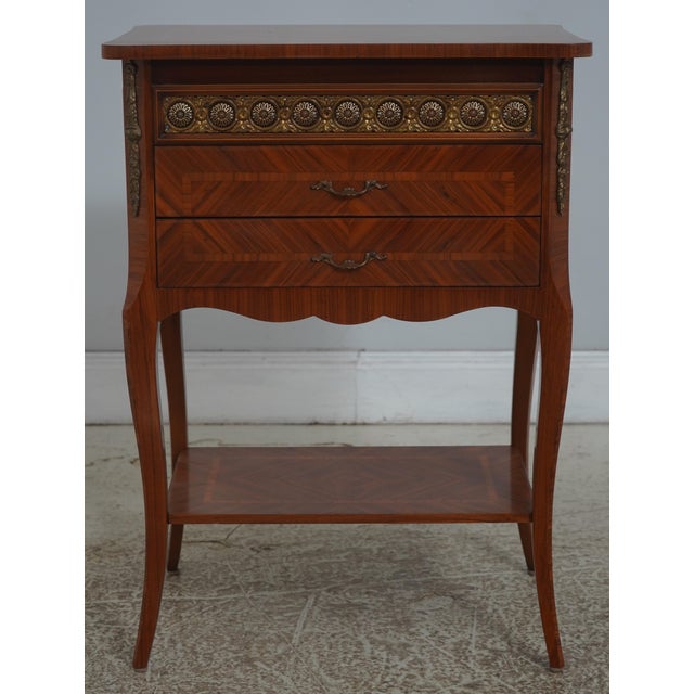French Pair of Vintage Louis XV Style Marquetry Side Tables Nightstands For Sale - Image 3 of 17