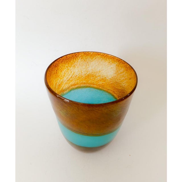 Beautiful Murano glass vase Design Ca dei Vetrai, label not present Vintage range color with transparent veins and a...