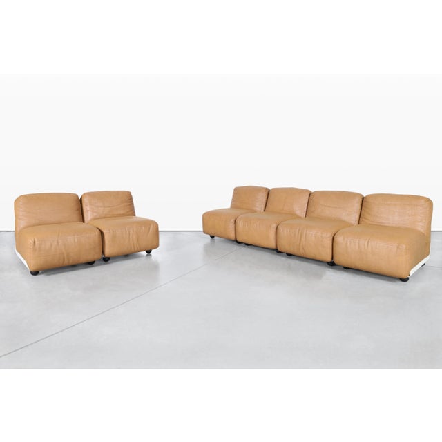 Mid-Century Modern Mid-Century Modern "Amanta 24" Leather Modular Sofa by Mario Bellini for C&b Italia For Sale - Image 3 of 12