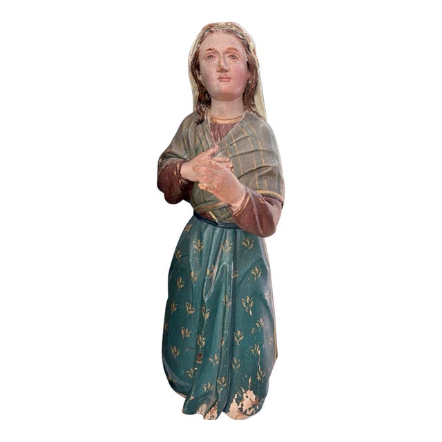 Antique Polychrome Carved Wood Kneeling Female Santo Figure, 17” For Sale