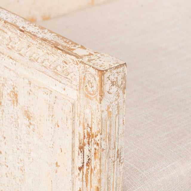 19th Century Swedish Antique White Painted Pine Gustavian Bench With Griffins For Sale - Image 10 of 17