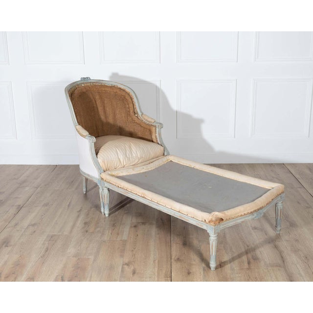 A graceful French lie de repos from the second half of the 19th century, crafted in the Louis XVI style with elegant...
