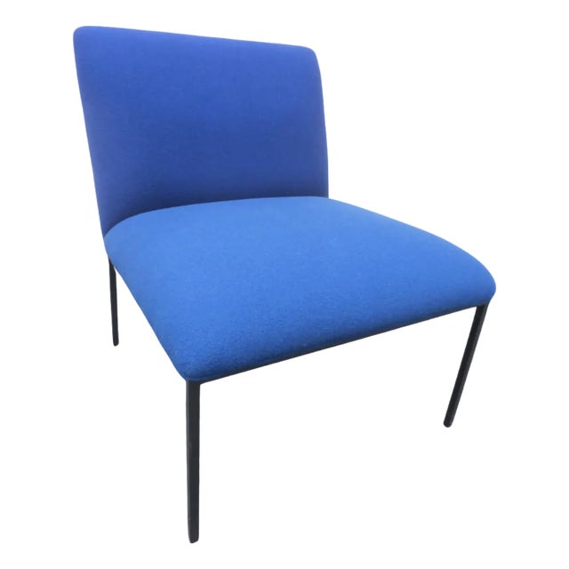 Fogia Tondo Lounge Chair in Blue For Sale