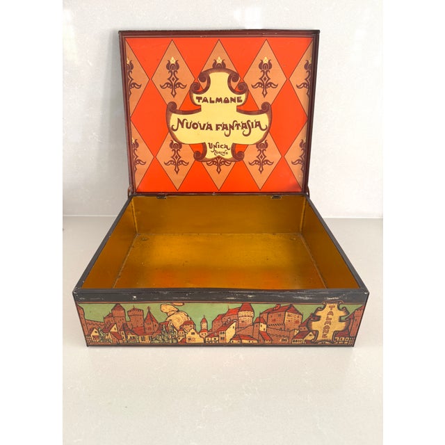 Very rare Italian tin box from 1930, lithographed in color by Talmone Unica Italia, created by Metalgraf Milano based on a...
