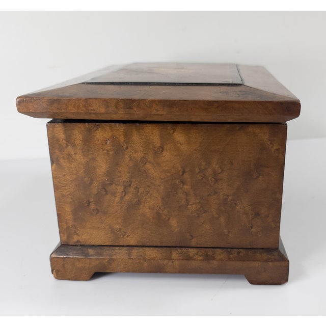 Early 20th Century Folk Art Birdseye Maple Marquetry Box Wwi Prisoner of War For Sale In New York - Image 6 of 12