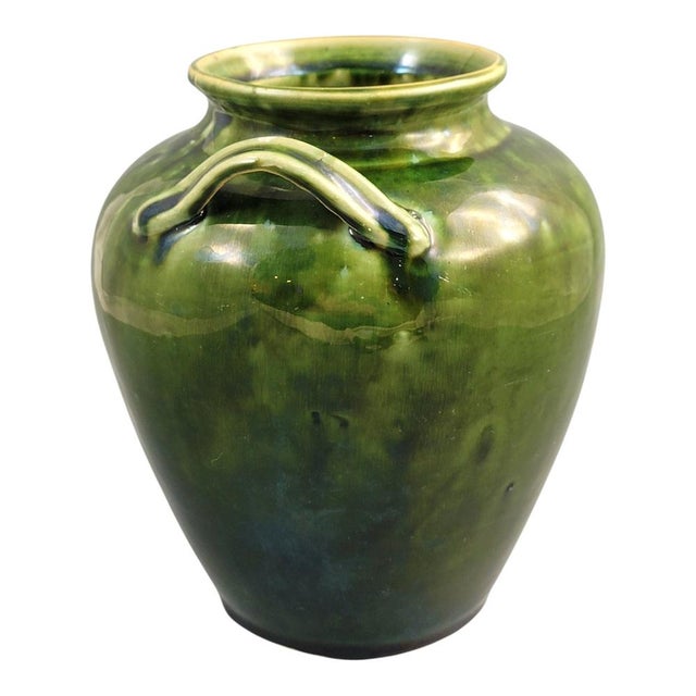 Southern French Handmade Green Glazed Terracotta Confit Jar, 1870-1890 For Sale - Image 5 of 12