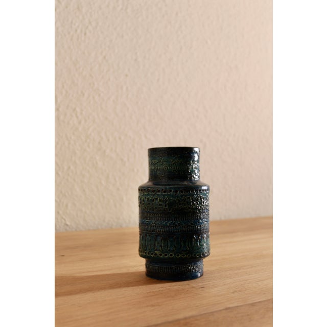 Bitossi Rimini Blu Ceramic Vase by Aldo Londi for Bitossi, Italy, 1960s For Sale - Image 4 of 8