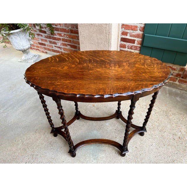 1920s Antique English Oval Side Center Table Barley Twist Tiger Oak Jacobean C1920 For Sale - Image 5 of 12