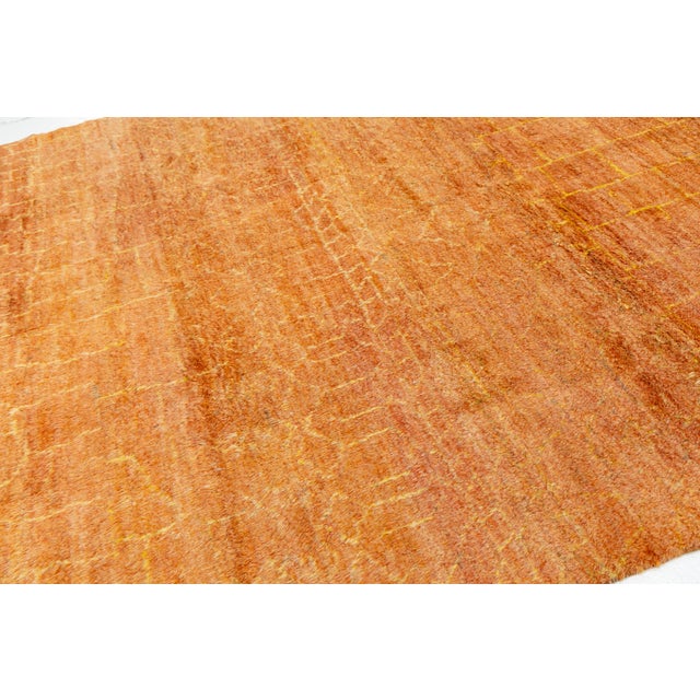 Modern Moroccan Style Terracotta Wool Rug - Hand- Knotted Minimalist Area Rug For Sale In New York - Image 6 of 12