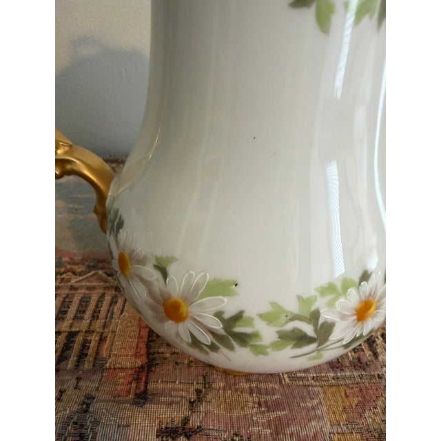 1910s Antique T&v Limoges Hand-Painted Daisy Porcelain Ice Water Pitcher Early 1900s For Sale - Image 5 of 11