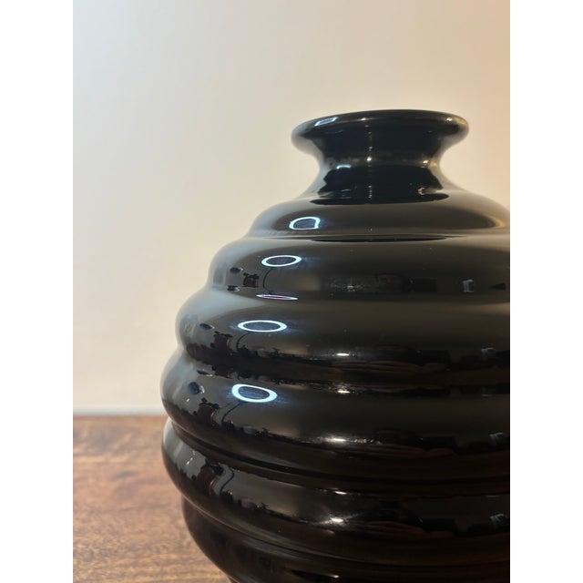 Vintage Mid Century Modern Murano Opaline Glass Vase - Attributed to Venini For Sale In Miami - Image 6 of 7