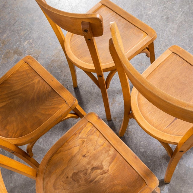 French Blonde Bentwood Kick Leg Dining Chairs from Baumann, 1950s, Set of 6 For Sale - Image 12 of 15