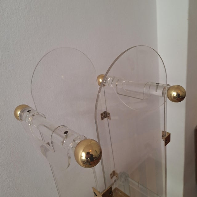Acrylic Glass and Brass Umbrella Stand in the style of Fontana Arte, 1970s For Sale - Image 9 of 14