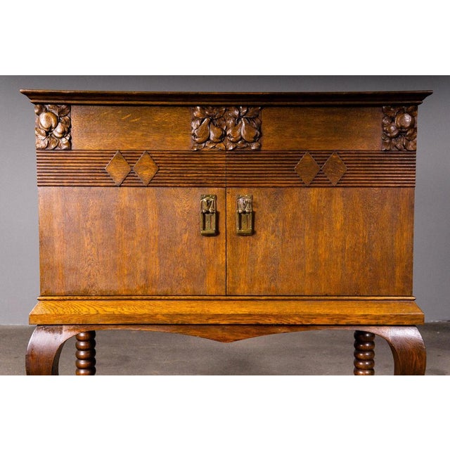 Art Nouveau Commode in Oak For Sale - Image 10 of 18