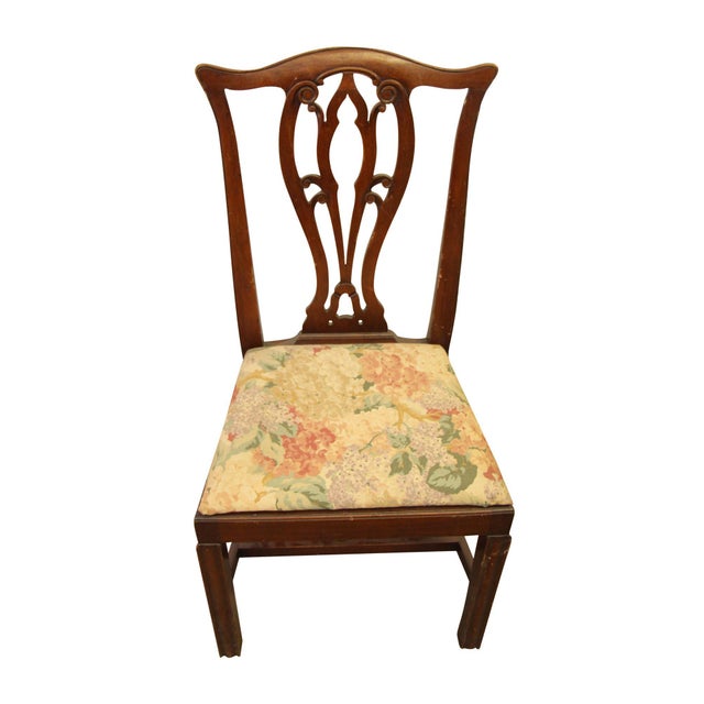 Traditional Mid 20th Century Wood Frame Floral Seat Chair For Sale - Image 3 of 15