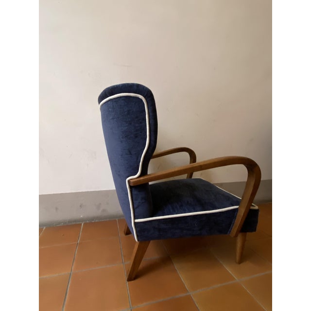 Art Deco Armchairs in Walnut and Velvet, Italy, 1930s, Set of 2 For Sale - Image 6 of 12