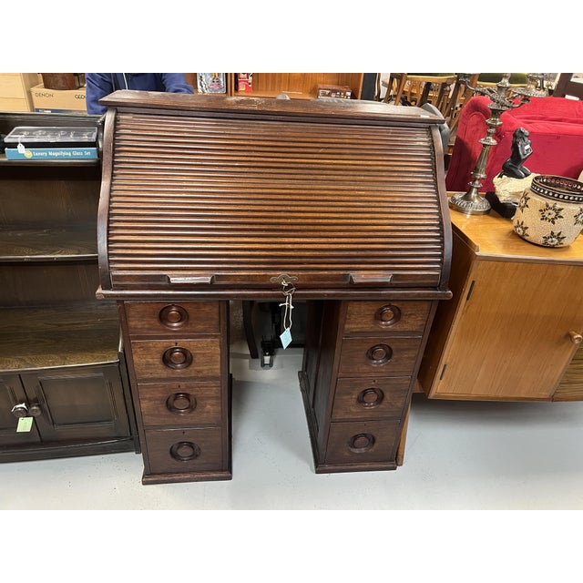 Roll Top Desk in Mahogany For Sale - Image 10 of 10