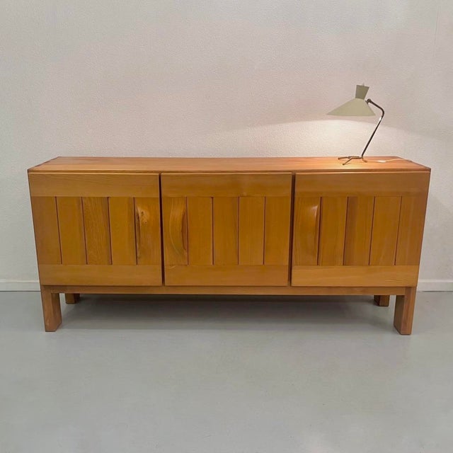 1970s Sideboard in Elm from Maison Regain, France, 1970 For Sale - Image 5 of 16