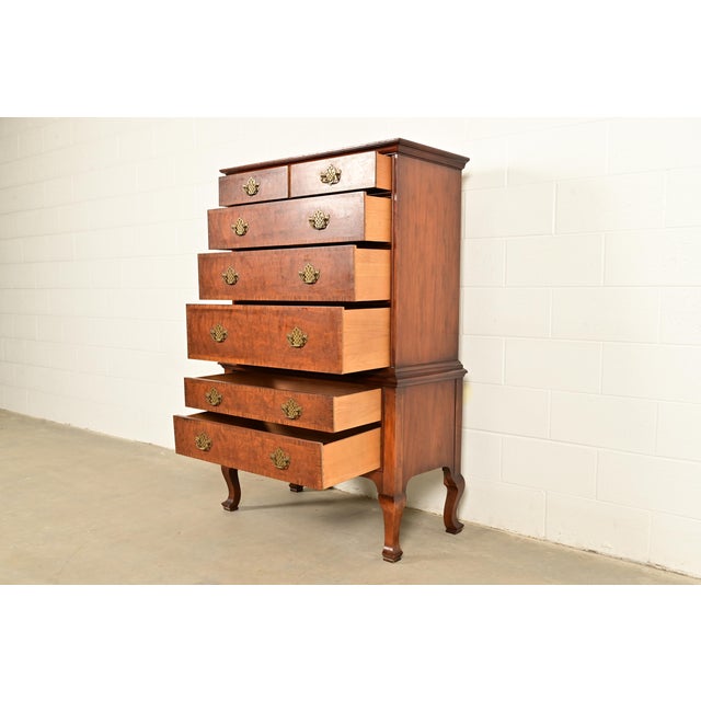 Baker Furniture Georgian Carved Walnut and Burl Wood Seven-Drawer Highboy Dresser, Circa 1960s For Sale In South Bend - Image 6 of 15