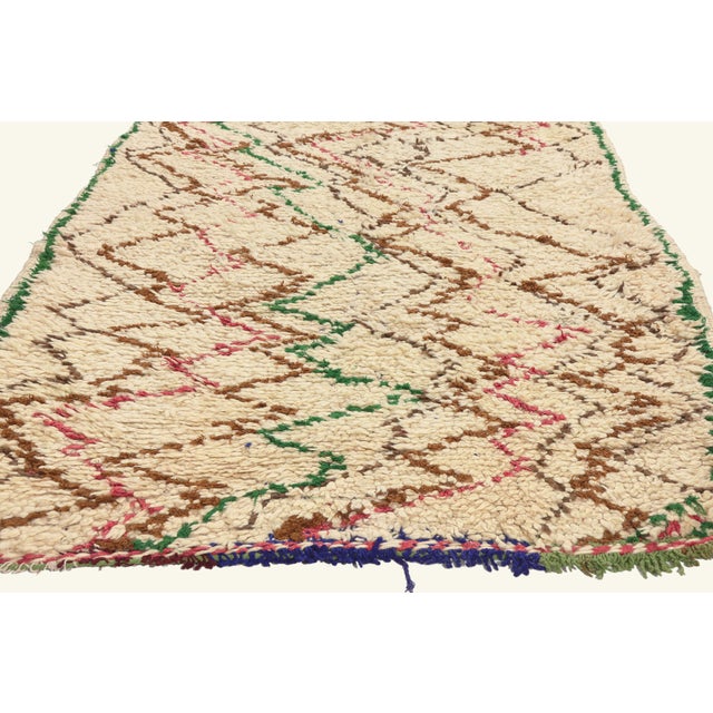 Berber Tribes of Morocco Vintage Azilal Moroccan Rug, 03'06 X 09'00 For Sale - Image 4 of 10