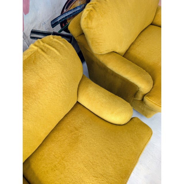 Swivel Armchairs in Ochre Yellow Mohair from Kravet, USA, 1970s For Sale - Image 10 of 12
