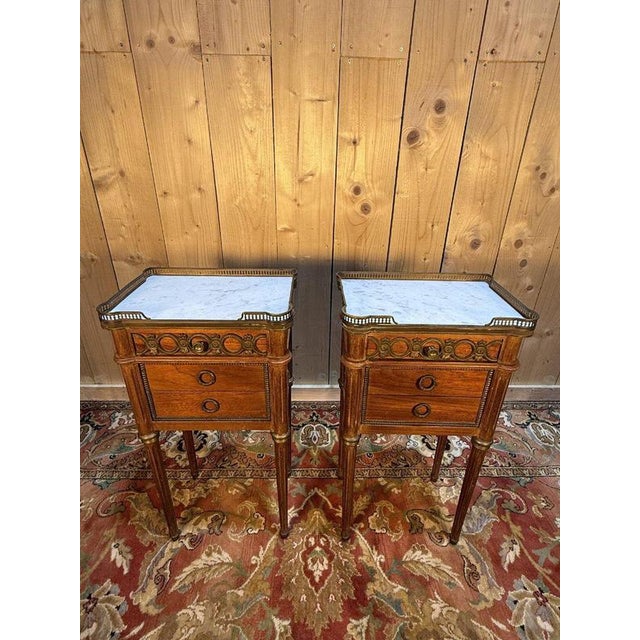 Louis XVI Style Bedside Tables in White Marble, Set of 2 For Sale - Image 3 of 10