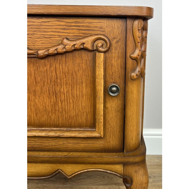 Vintage Louis XVI French Nightstands, Set of 2 For Sale - Image 7 of 15