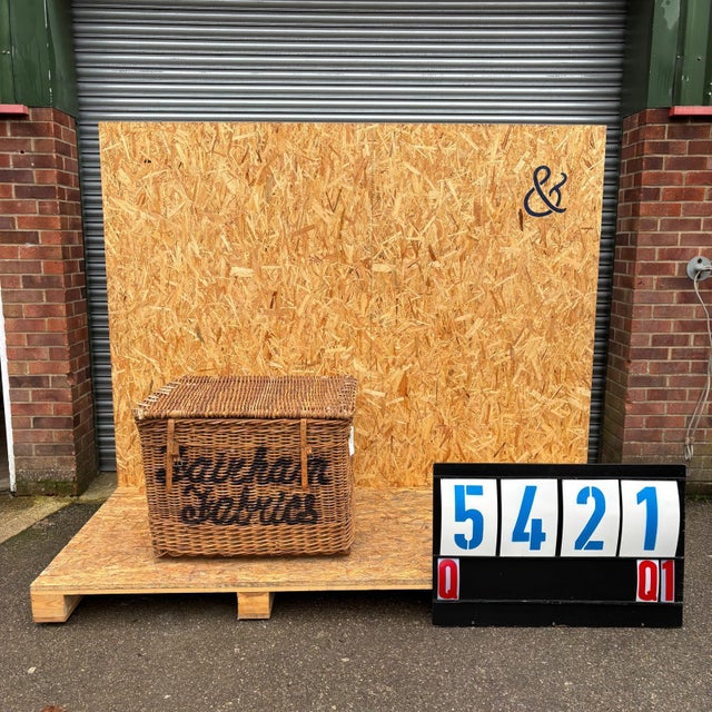 English Wicker Basket, 1920s For Sale - Image 3 of 3