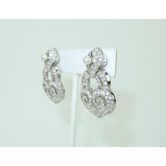 Art Deco Swarovski Crystal Rhinestone & Pearl Door Knocker Earrings For Sale - Image 3 of 9