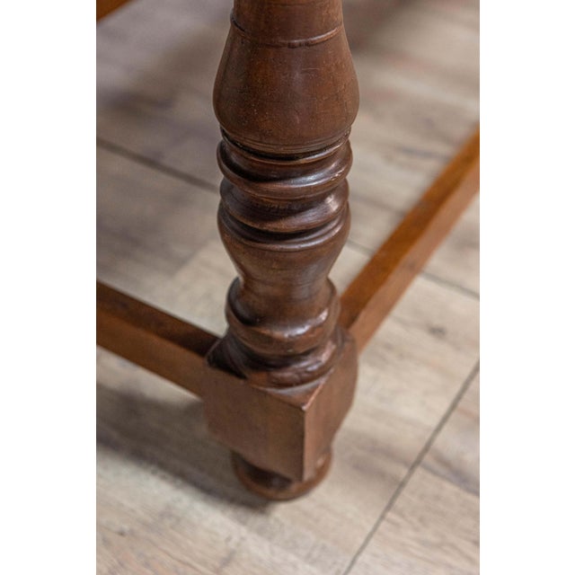 Late 18th Century Tuscan 1790s Walnut Refectory Table with Carved Scoop Motifs and Turned Legs For Sale - Image 5 of 18