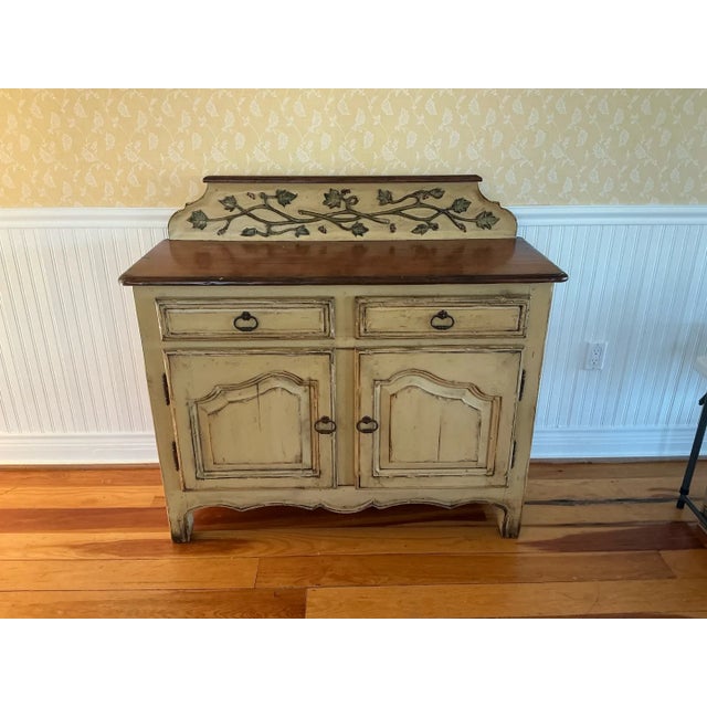 Vintage Woodland Furniture French Provincial Distressed Painted Buffet – Grape Motif For Sale - Image 9 of 9